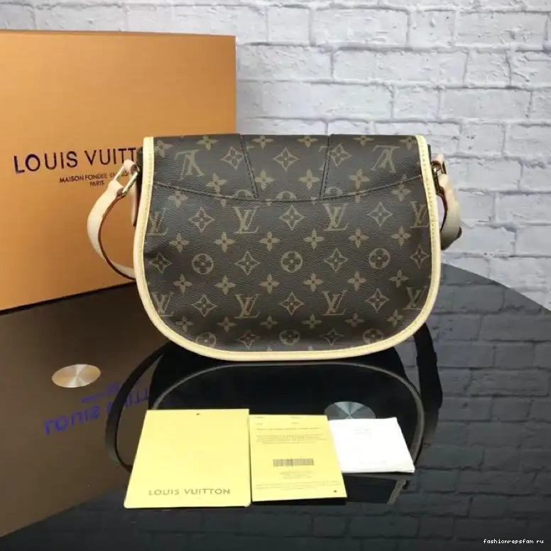 Fashionrep 19T1L0134 LV Bags 0510